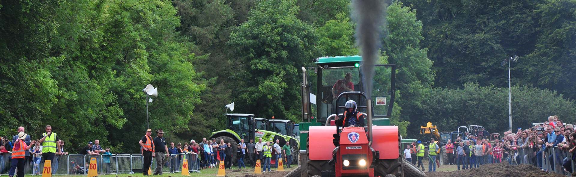 Dualla Show Tractor Pulling